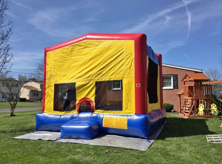 15' Module Bounce House - Insane Inflatables Fulton NY
